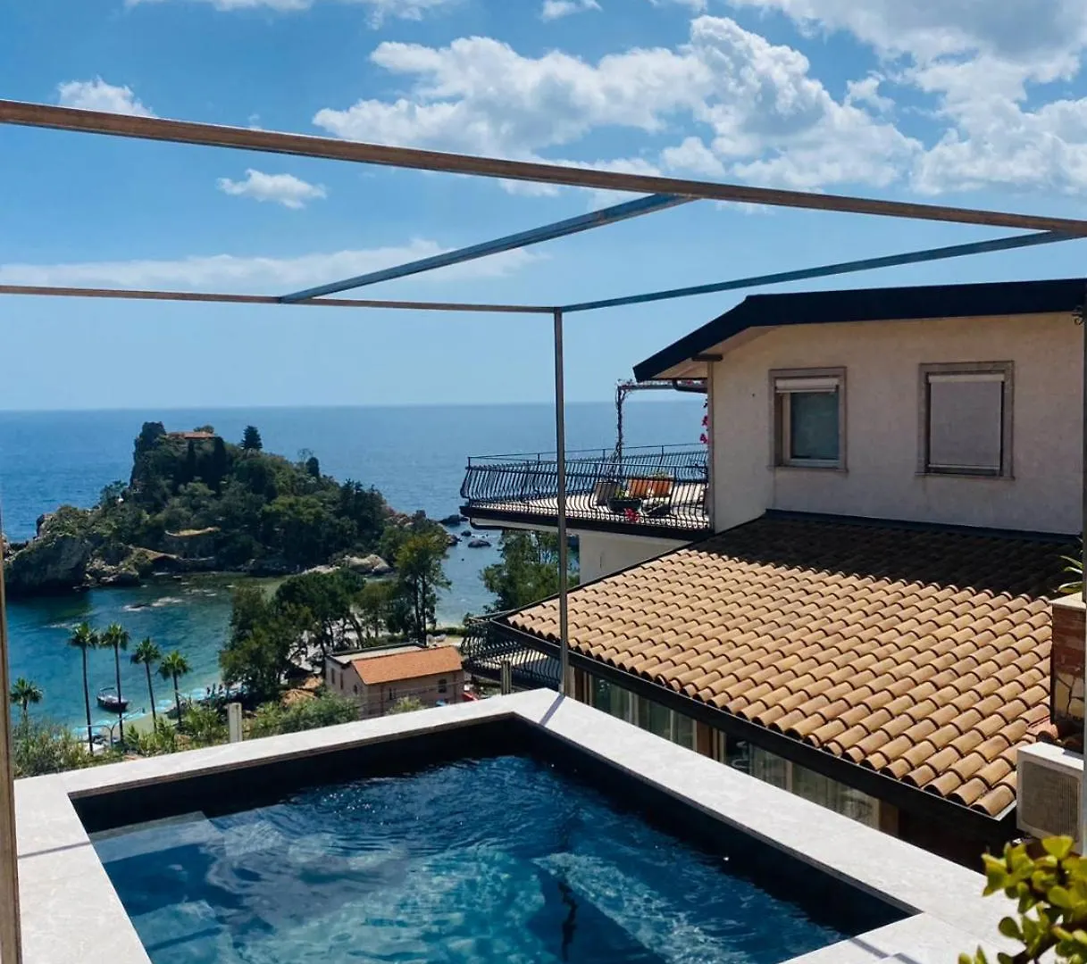 202 Luxury Terrace View Apartment Taormina
